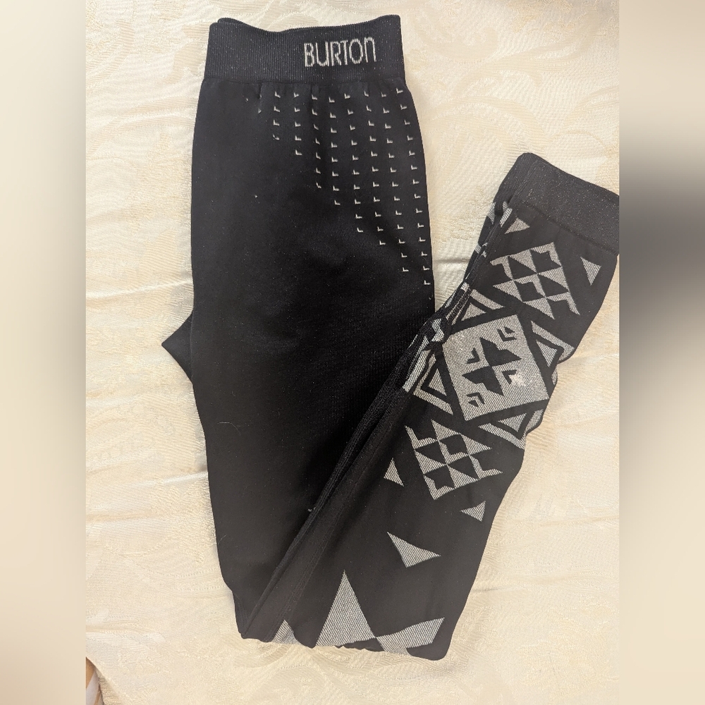 Burton | Women's |Geometric Black leggings | Base Layer Pants|